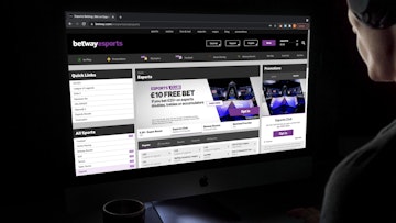 Betway esports macbook dark