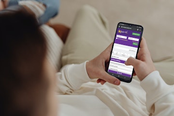 Hollywoodbets Mobile Homepage Mock Up