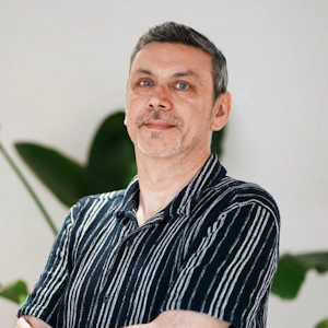 Del Pugh